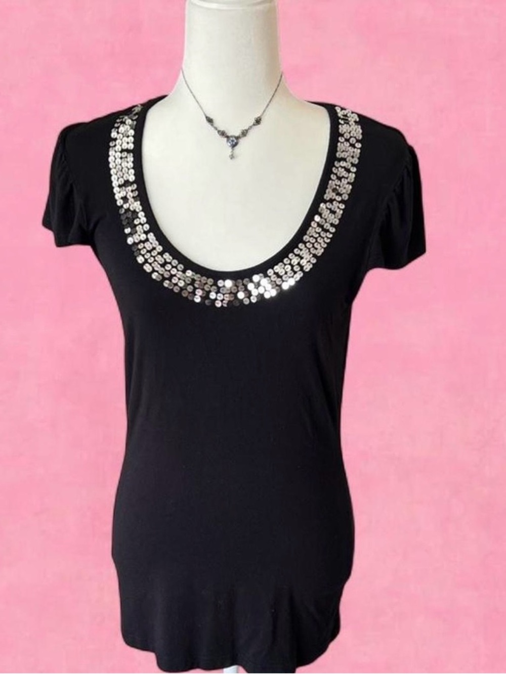 Black Sequin Scoop Neck Short Sleeve Top